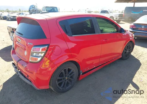 2017 Chevrolet Sonic Premier Auto из США, поврежденный, VIN 1G1JF6SBXH4120907